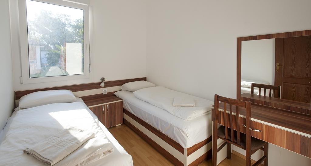 Hotel Htp Velika Plaza Ulcinj Habitación foto