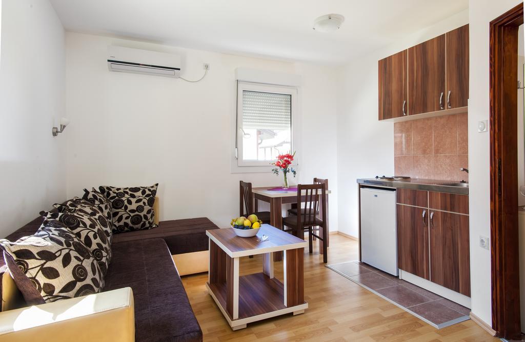 Hotel Htp Velika Plaza Ulcinj Habitación foto